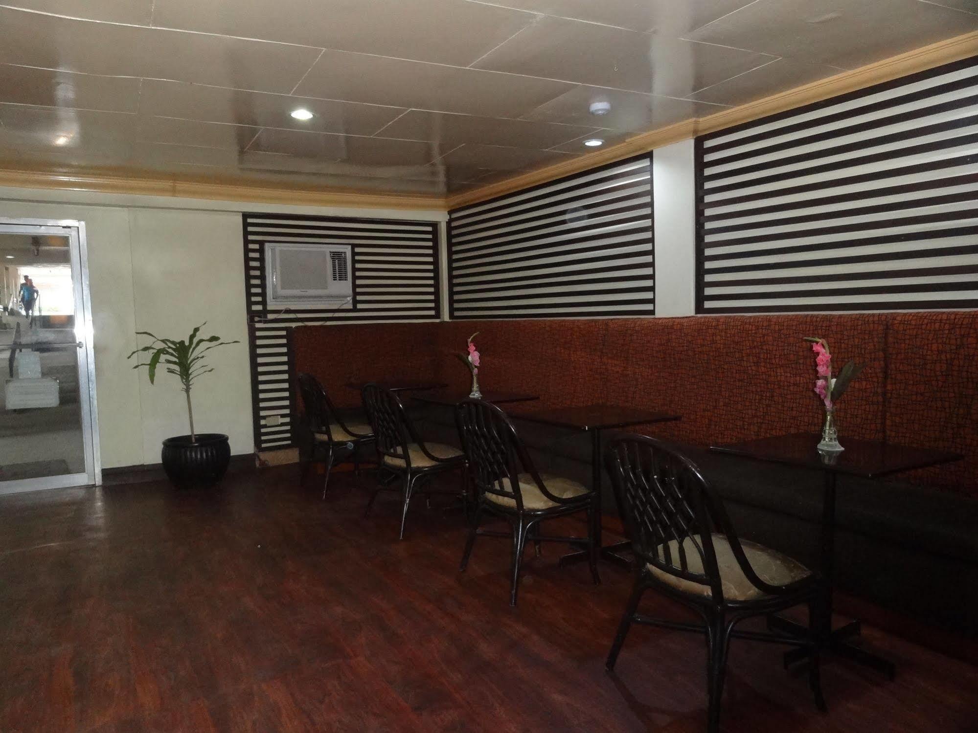 Hotel Cesario Lapu-Lapu City Bagian luar foto