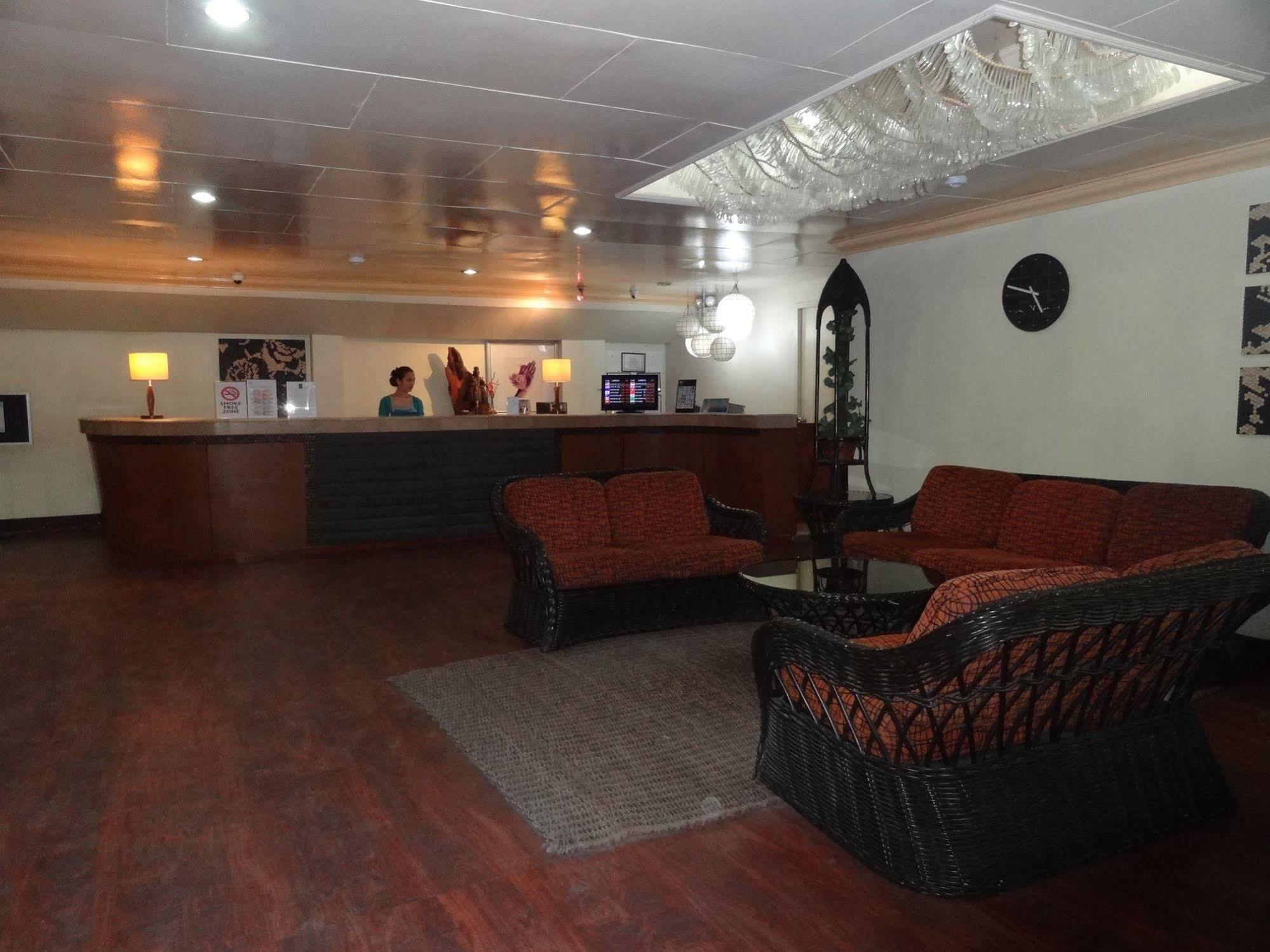 Hotel Cesario Lapu-Lapu City Bagian luar foto