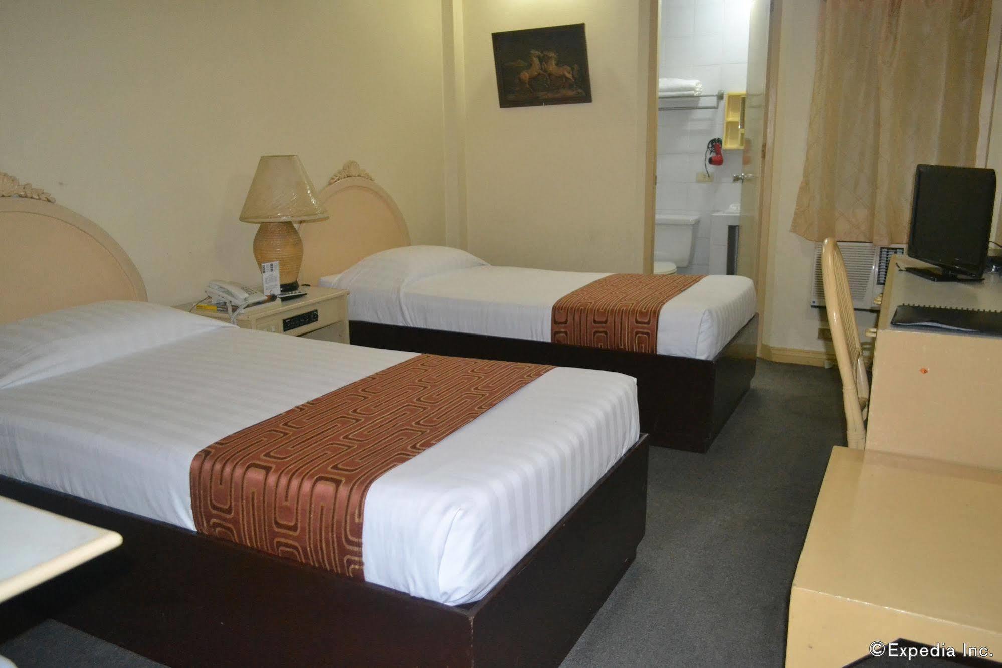 Hotel Cesario Lapu-Lapu City Bagian luar foto