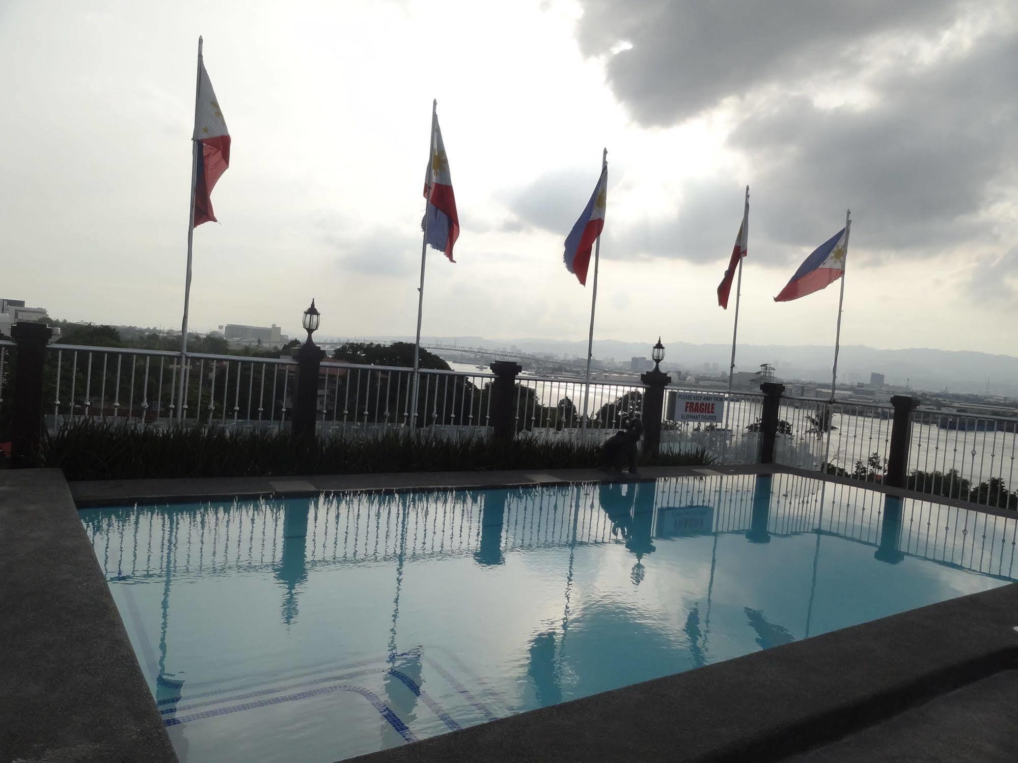 Hotel Cesario Lapu-Lapu City Bagian luar foto