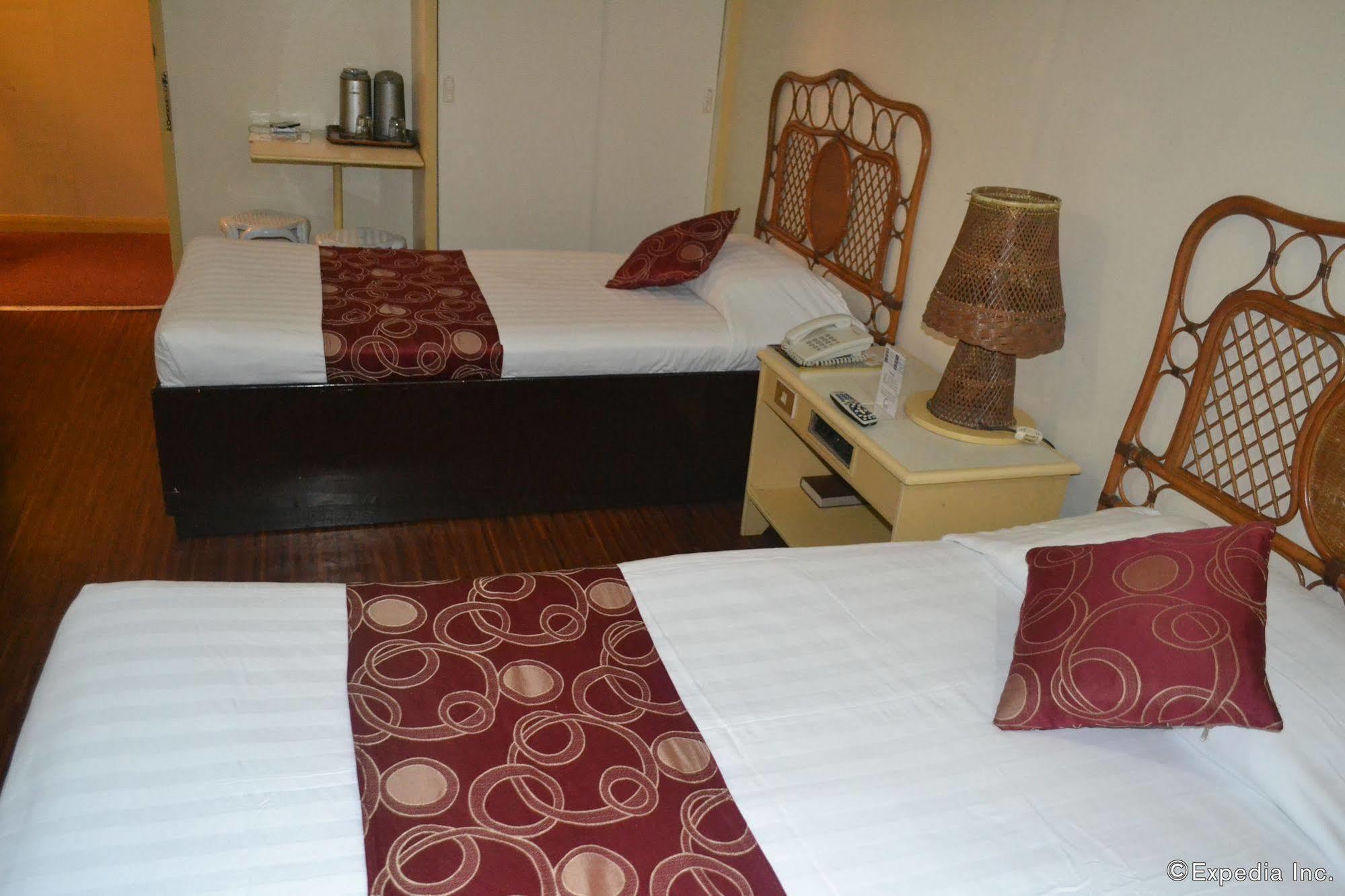 Hotel Cesario Lapu-Lapu City Bagian luar foto