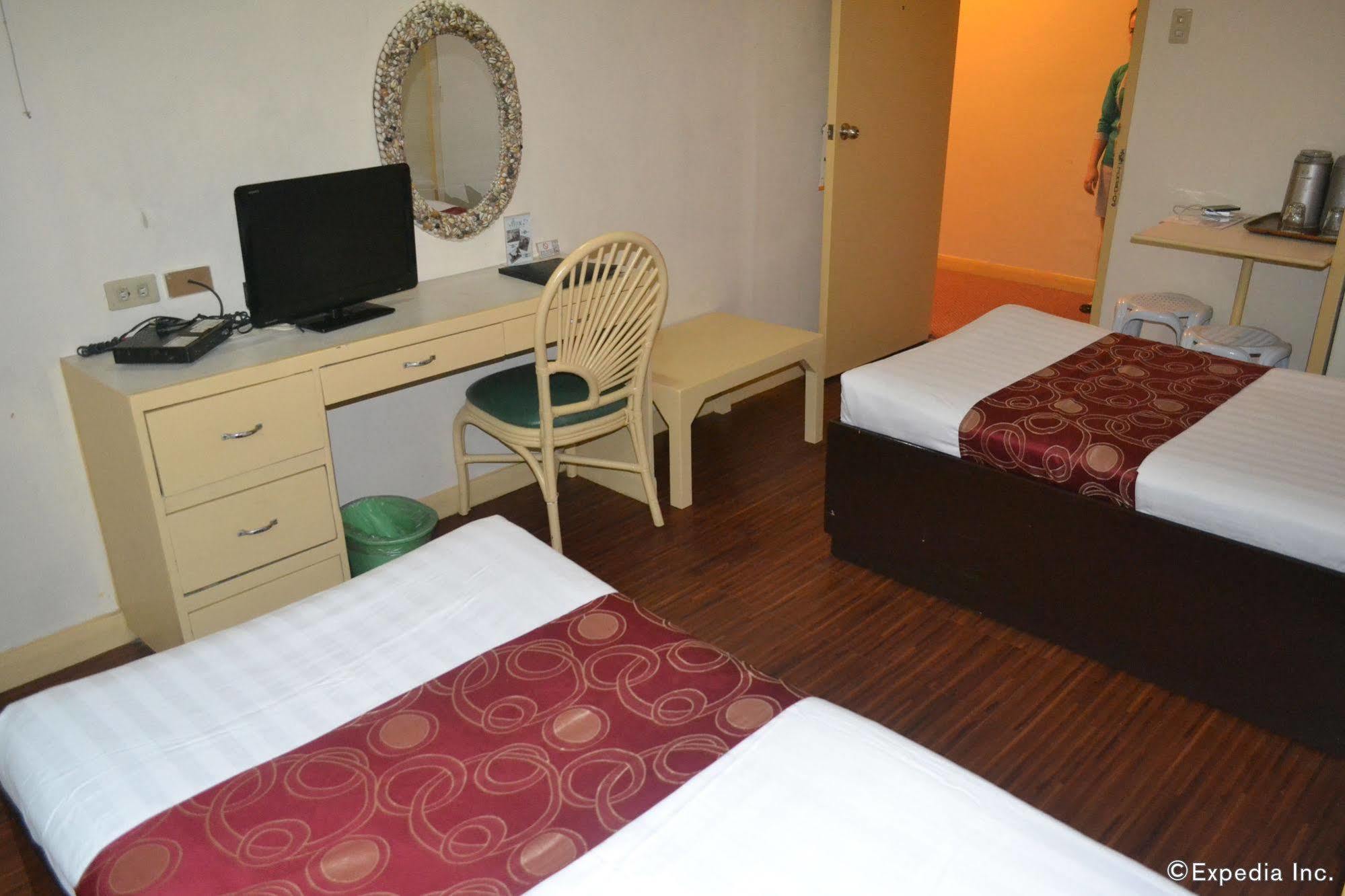 Hotel Cesario Lapu-Lapu City Bagian luar foto
