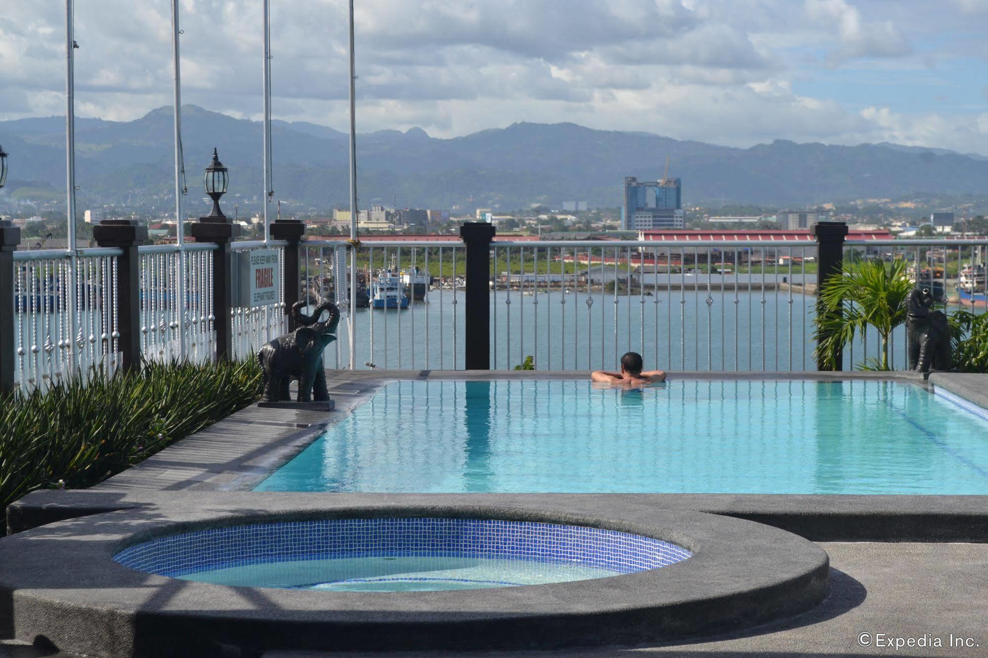 Hotel Cesario Lapu-Lapu City Bagian luar foto