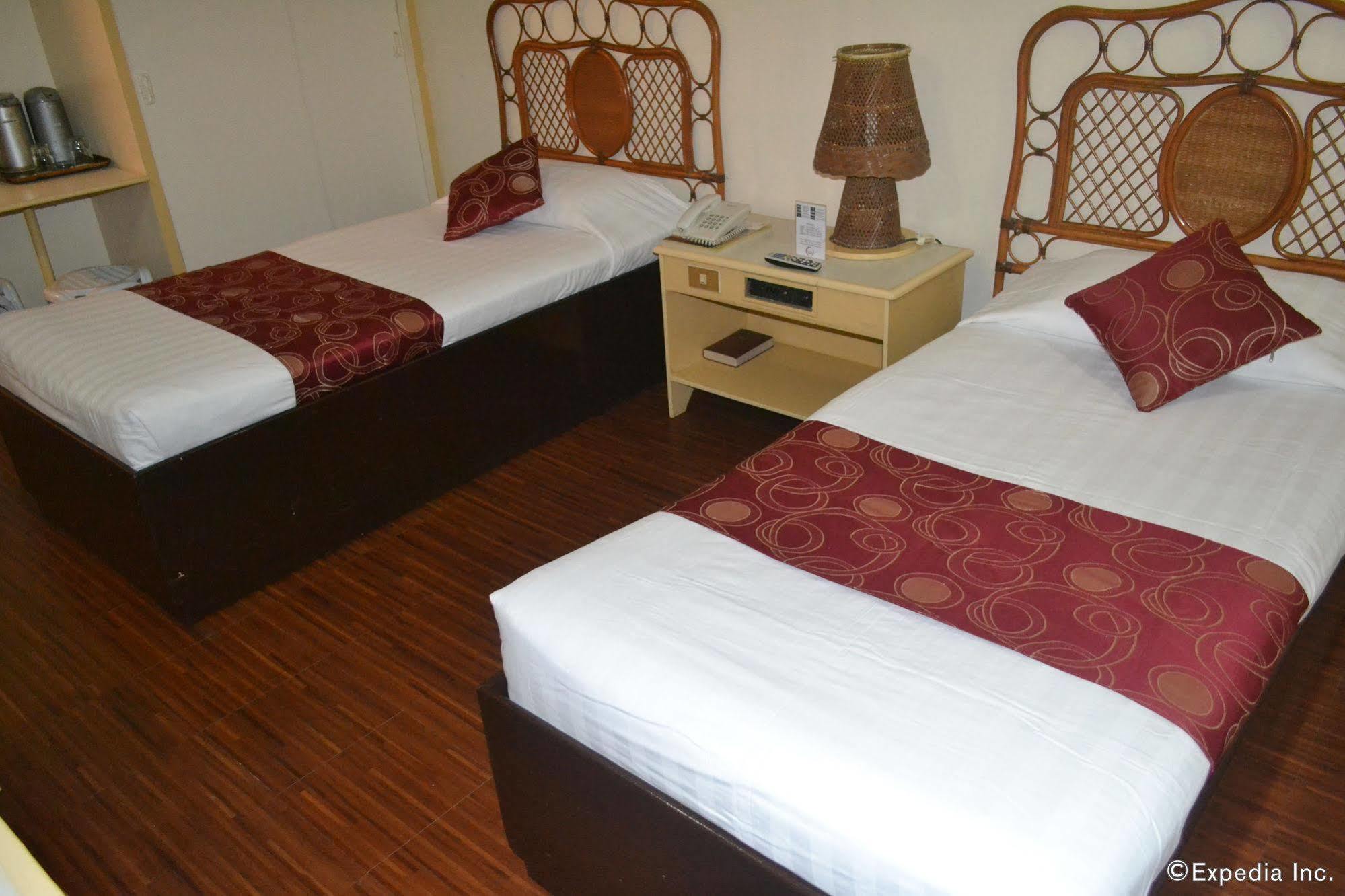 Hotel Cesario Lapu-Lapu City Bagian luar foto